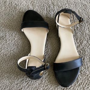 Nisolo womens black sandals - perfect condition.